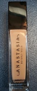 Anastasia Beverly Hills Liquid Foundation